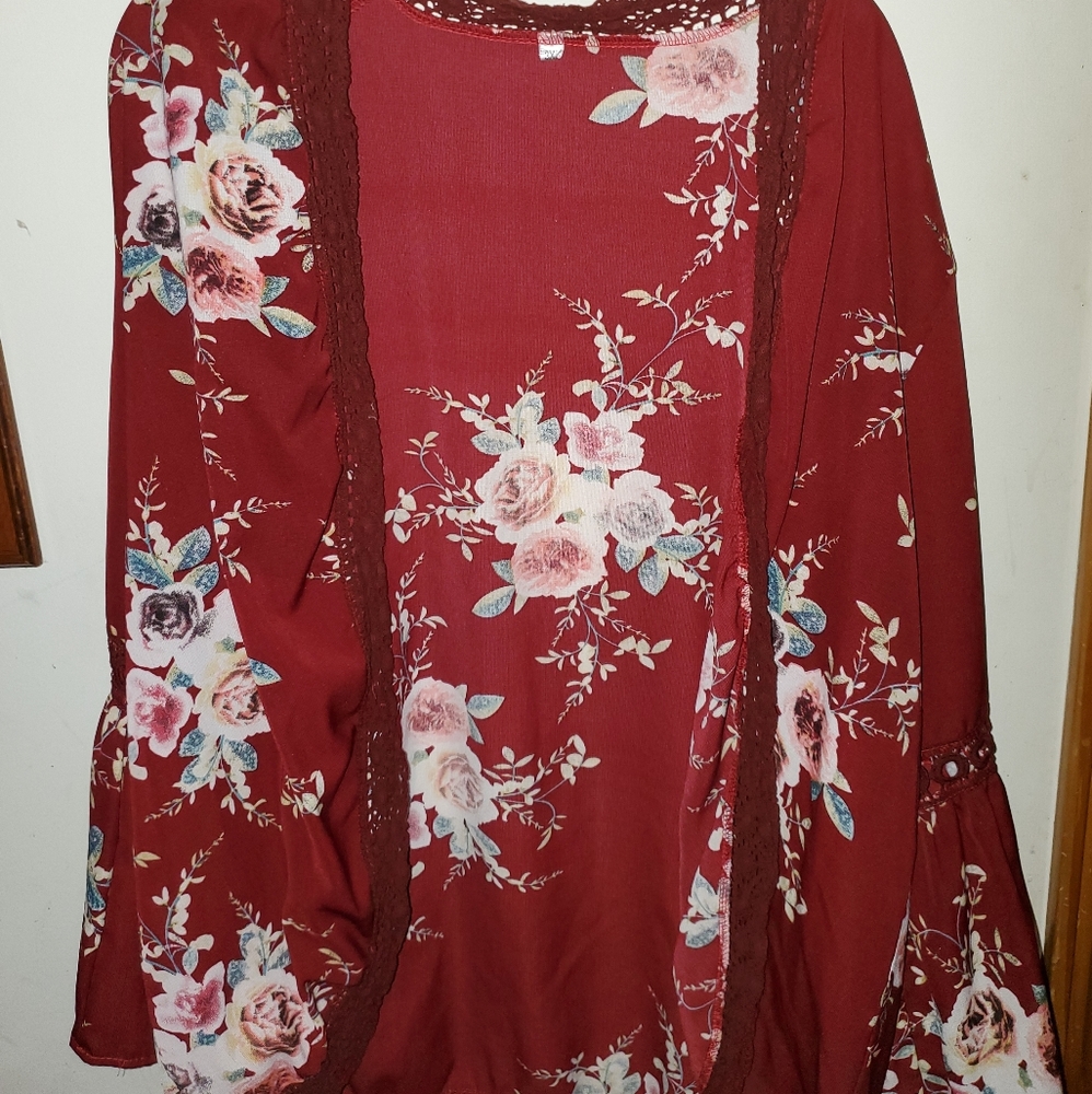 Burgundy floral cardigan 3xl